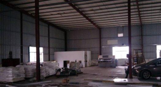 凤岗雁田五金城附近出租钢结构厂房900平滴水7米 行业不限