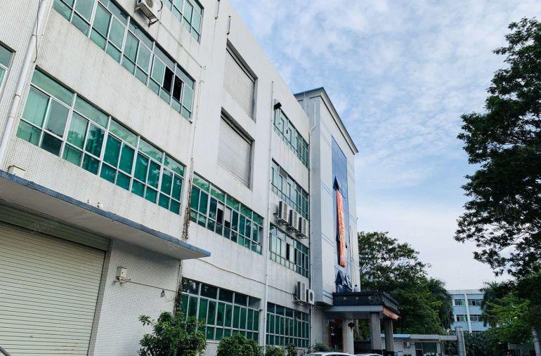 清溪三中挨凤岗新出8000平独门独院厂房仓库出租，拎包生产