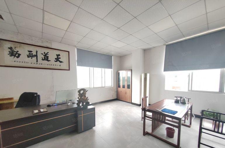 楼上十元厂房出租   水电齐全 精装修  面积1000平米