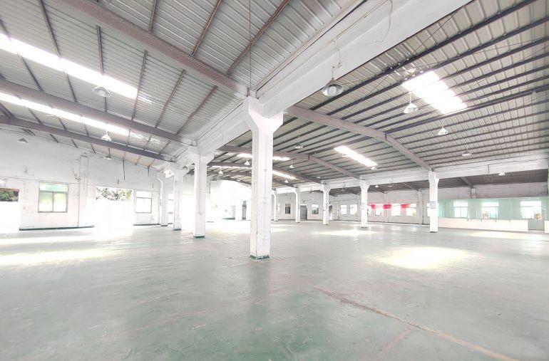 清溪镇大利村原房东钢构厂房1980平，亏本出租，水电齐全