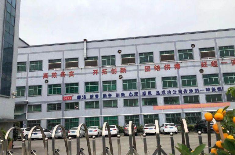 9元低价租！清溪三中靠凤岗塘厦新出楼上1500平厂房仓库出租