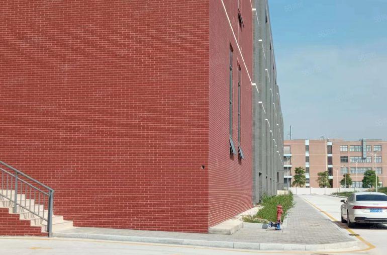 清溪客运站附近新出独院三层45000平厂房出租可分租行业不限