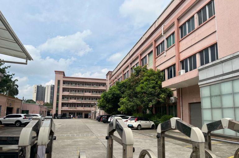 10元出租清溪原房东独院1到3楼各1300平米可分租交通方便