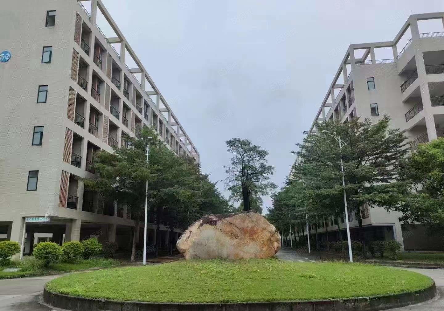 原房东直租清溪铁松独门独院厂房5000平方 精装修 价格优惠