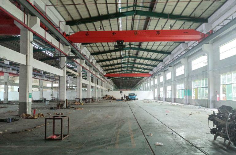 清溪新出单一层13米高带航车钢构，低价厂房出租