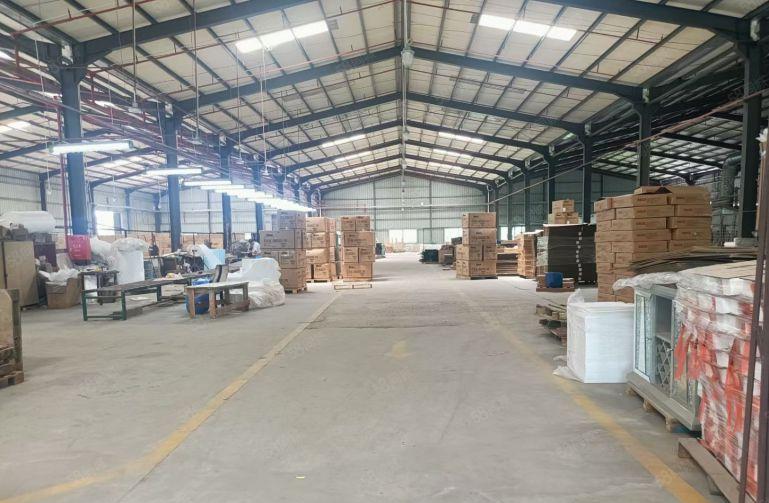 清溪三中独院单一层厂房仓库出租，高10米丙二类消防 空地超大