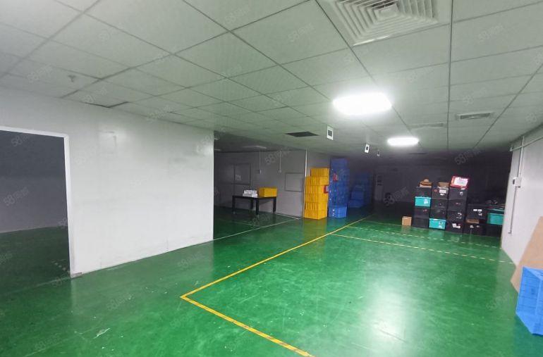 清溪镇三中村楼上3000平方原房东厂房出租带装修可做电池