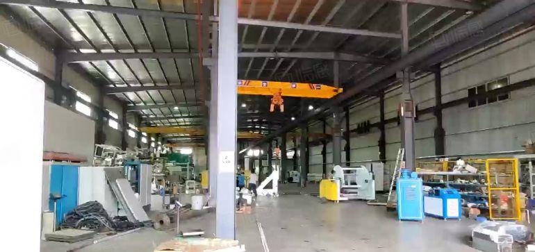 清溪滴水十米高单一层钢构独院厂房出租带5部行车空地大高速出口