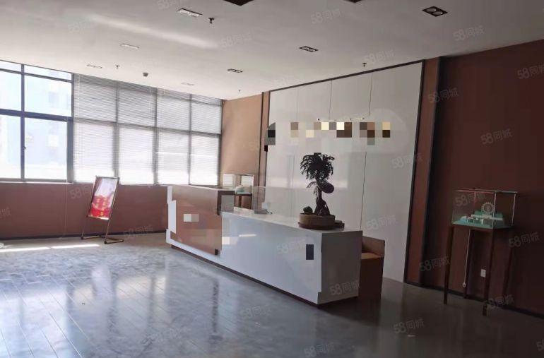 清溪高速口罗马新出原房东楼上3000平厂房仓库出租，拎包生产