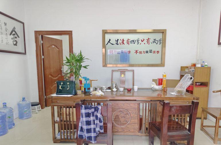 清溪土桥新出原房东，经典小独院1900平，带航车厂房出租