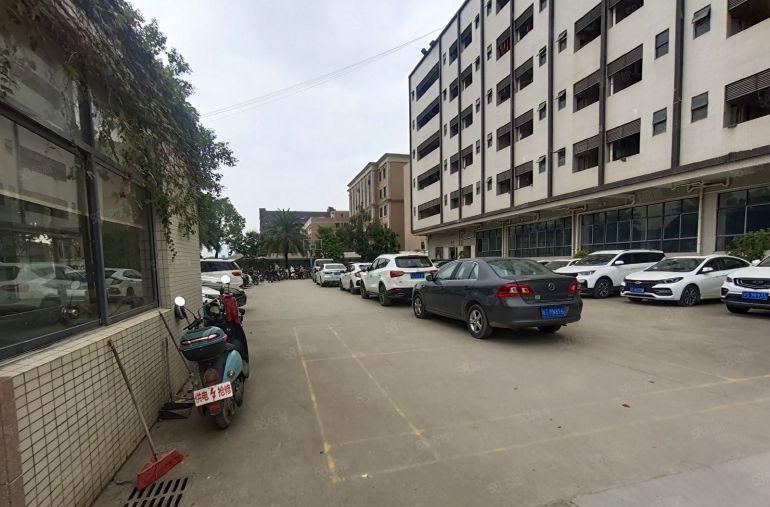 清溪三中厂房出租原房东二楼带现成办公室地坪漆2300平13块