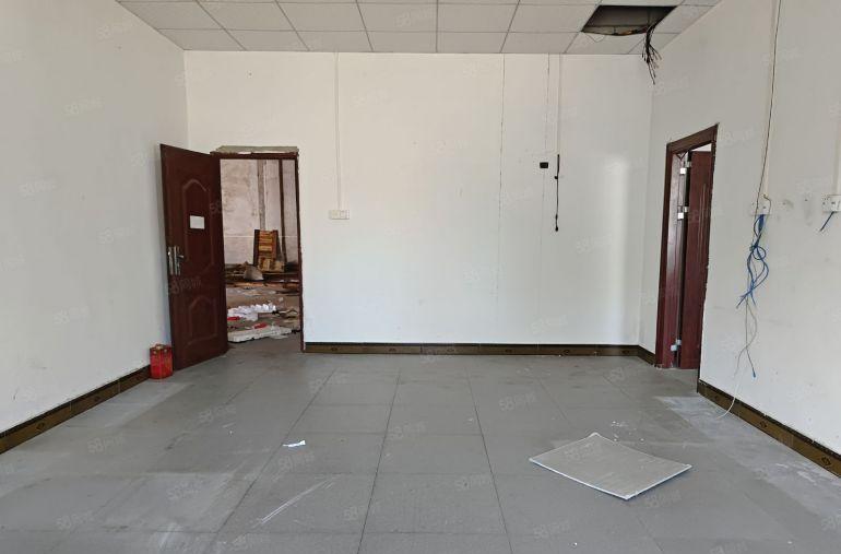 清溪谢坑新出独院1000平，小独院厂房出租