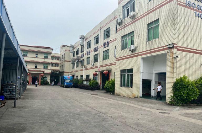 清溪谢坑新出标准厂房出租独门独院8500平方带办公楼带装修