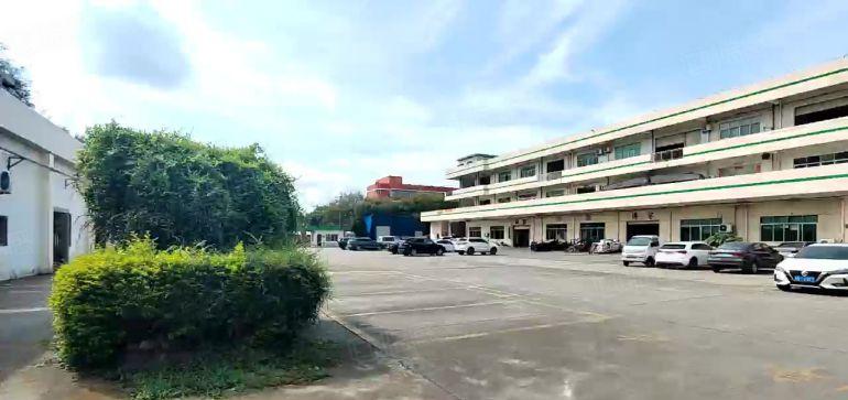 浮岗村单一层钢构厂房600平，18元出租，现成航车，水电齐全