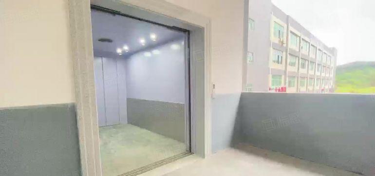 15块起租清溪三中高速口大型园区8万平一手房东直租，大小可分