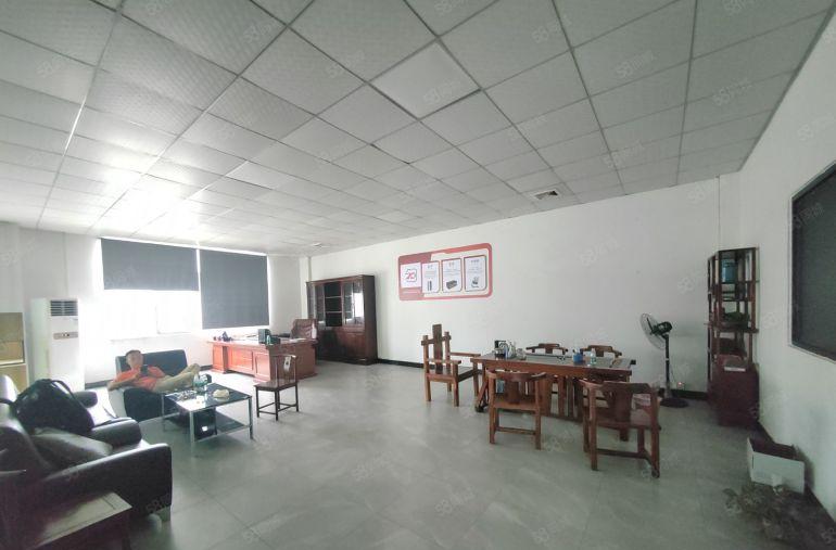 楼上十元厂房出租   水电齐全 精装修  面积1000平米