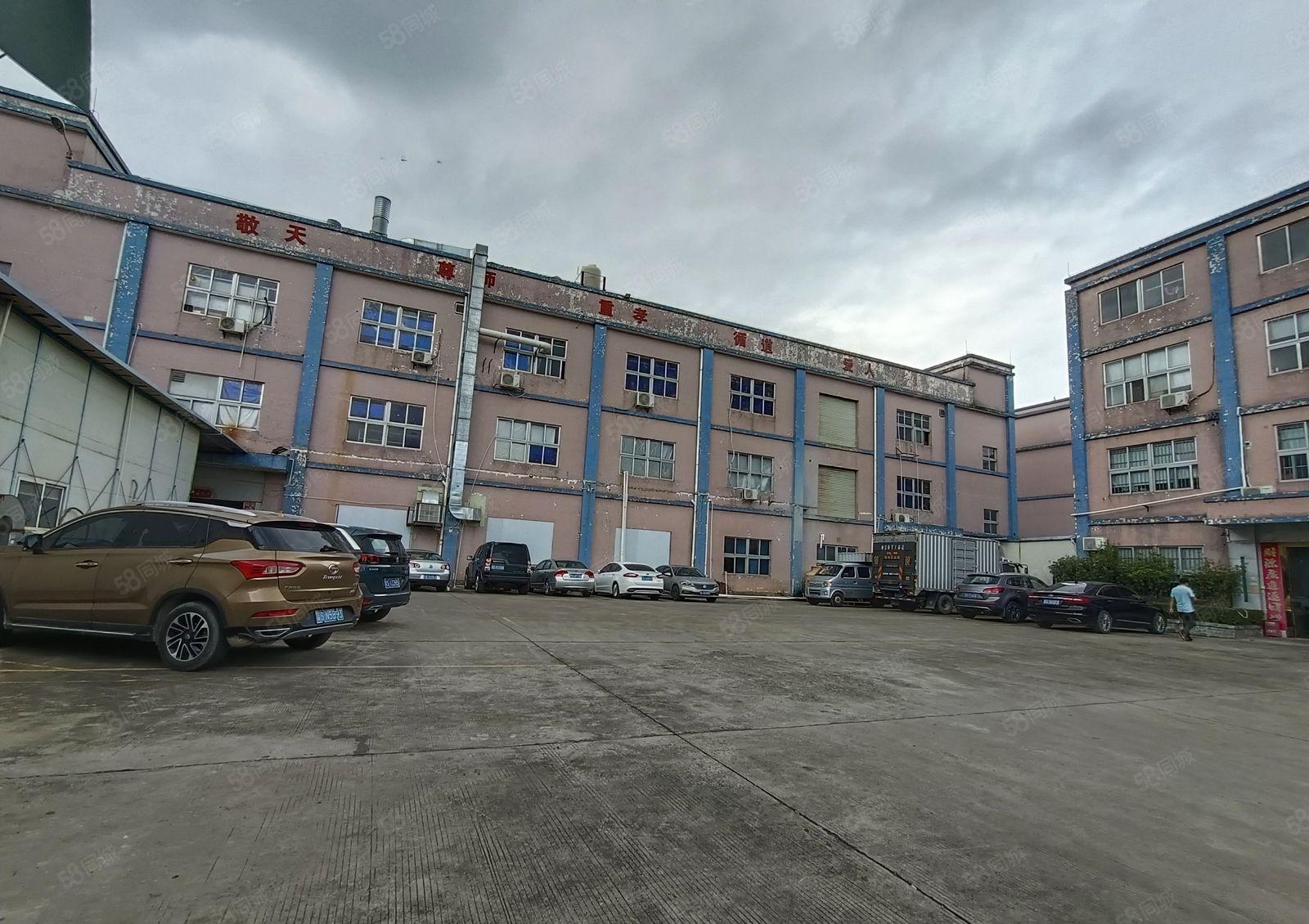 清溪三中新出楼上1200平方带装修，现成办公室，原房东直租！