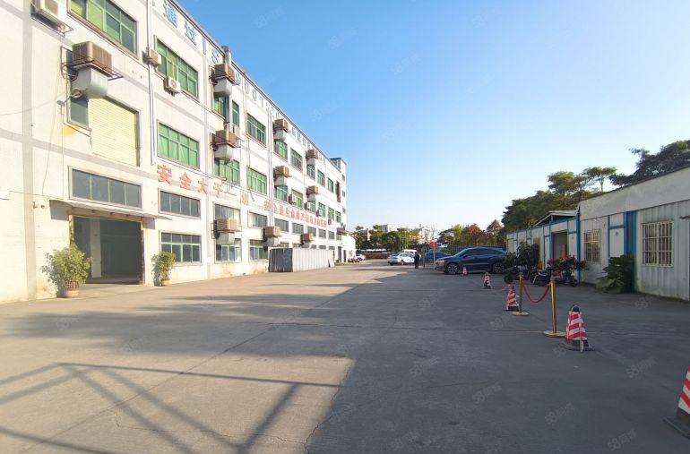 低价厂房出租！清溪原房东一楼800平高6米空地大，招工方便