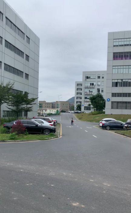 花园式标准一楼厂房出租面积5000平方顶高5.5米