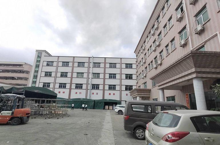 清溪镇谢坑楼上厂房出租630带装修全新地坪漆空地大送车位