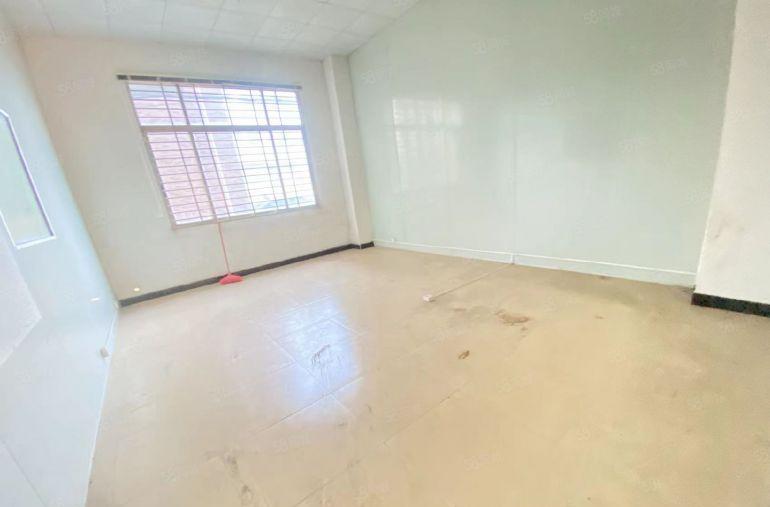 清溪原房东一楼实际面积出租适合模具五金CNC等机械加工