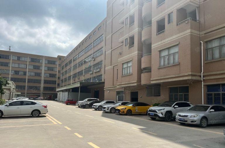 清溪大利新出原房东3楼6600平方厂房出租可以做电池带现成