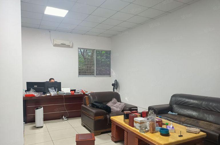 清溪镇小独院钢构1500平,只要15元，形象非常好，高度8米