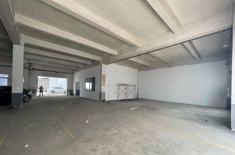 清溪标准一楼，带院子空地使用，700平