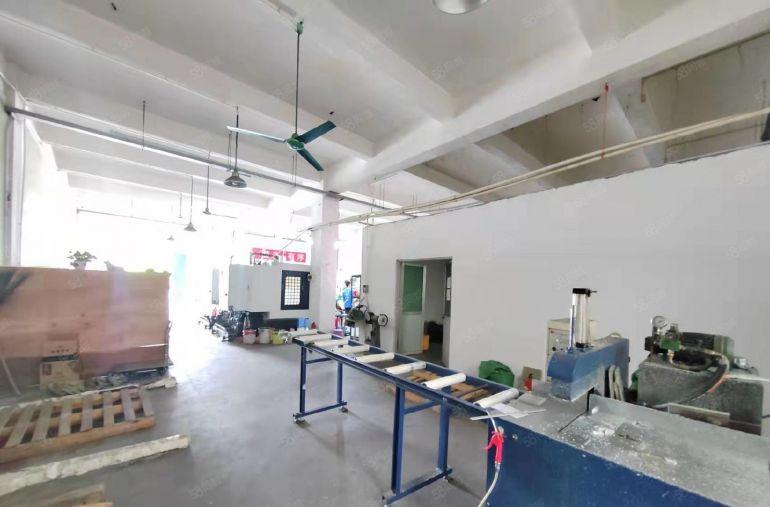 清溪镇客运站附近一楼500平厂房低价出租水电齐全精装修