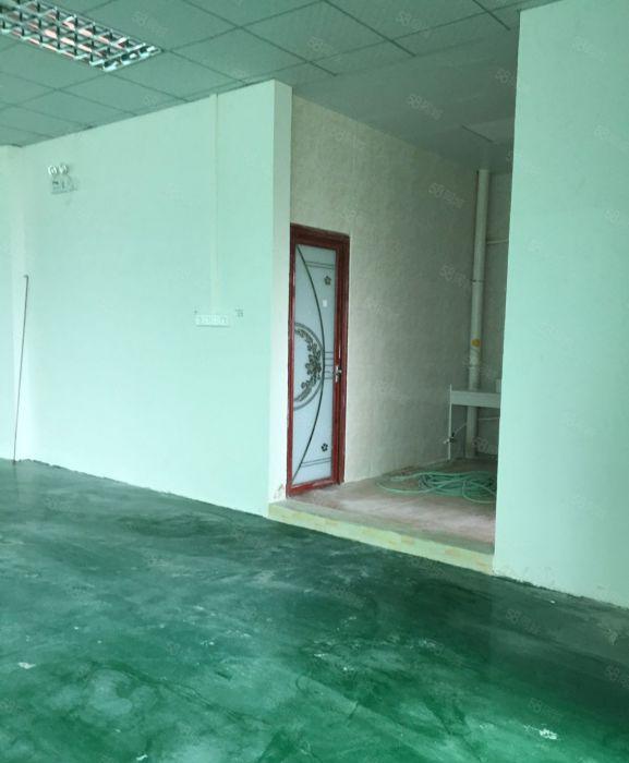 厂房出租横沥模具城原房东独门独院分租一楼实际面积500平方