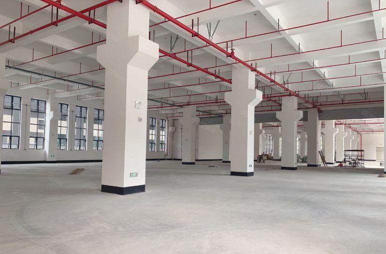 横沥镇模具城附近新空出8米高一楼厂房出租