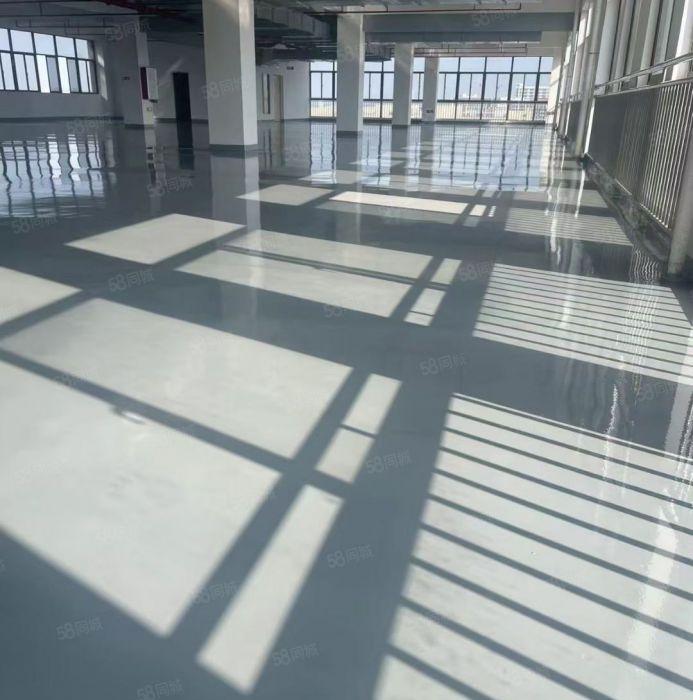 横沥镇靠近常平楼上精装修2000平低价厂房出租，租金12