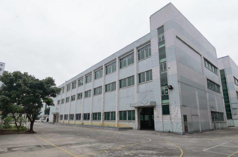 横沥镇三江工业区原房东厂房出租1500平方一楼，六米高带牛角