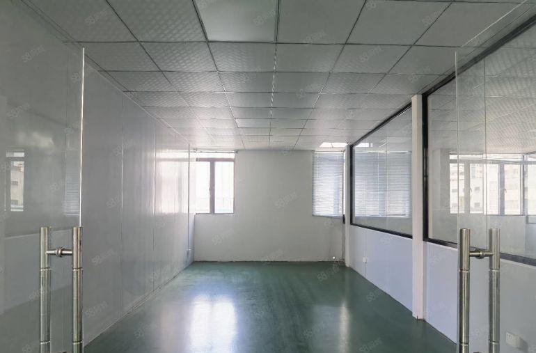 横沥1700平一楼现成装修办公室水电齐全实际面积独院厂房出租