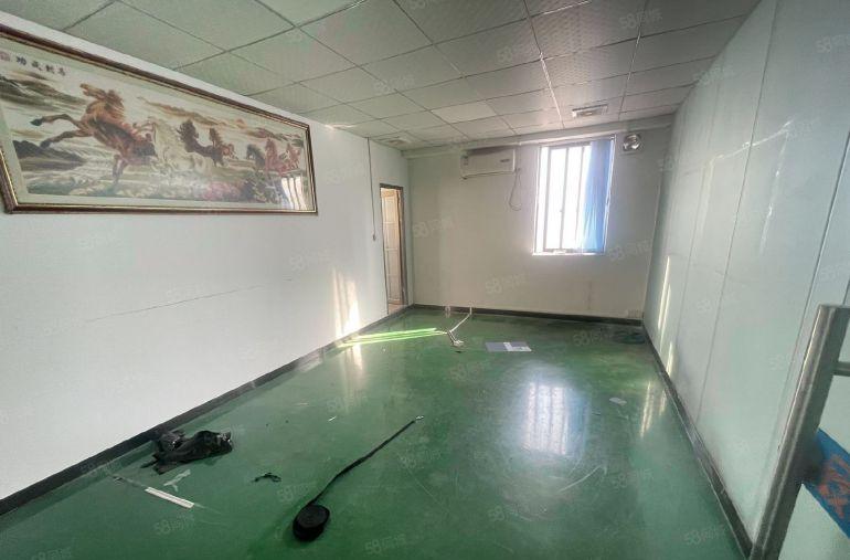 横沥仅租11元，抄底，原房东独门独院标准厂房0公摊空地非常大