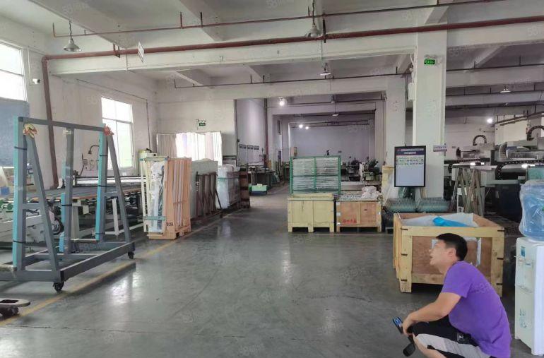 横沥镇模具城附近精装修一楼厂房出租