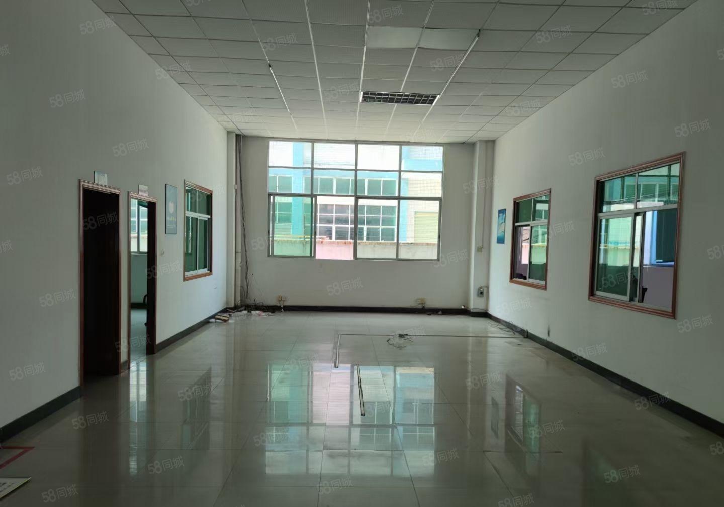 横沥镇模具城900平带航车低价出租