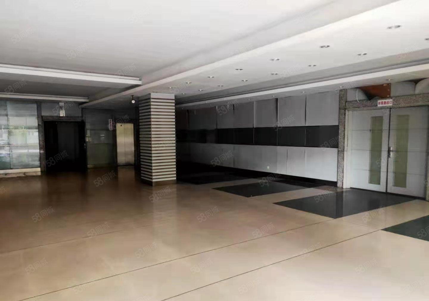 现成行车，石排标准厂房10000方出租，现成办公室，位置好！