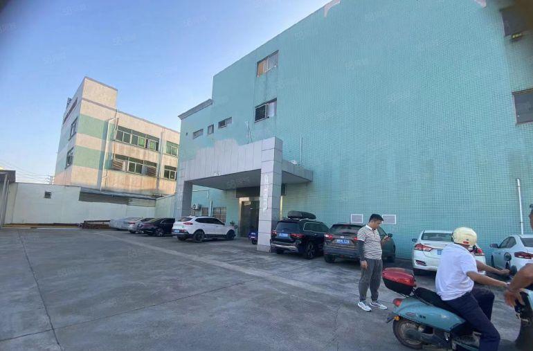 出租|横沥模具城低价标准厂房出租，可分租500至2000平