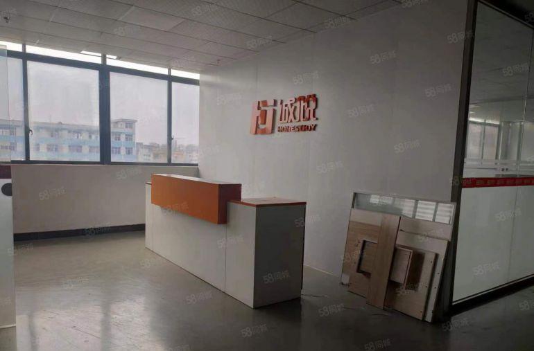 横沥镇东部快线附近精装修一楼厂房低价出租可分租