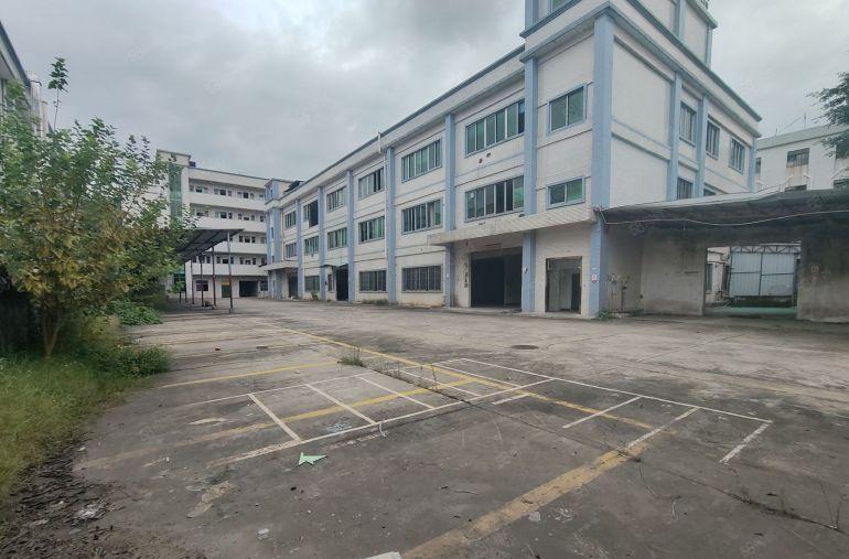 横沥大型工业区新出无公摊独院厂房，空地大，水电齐全，可办环评