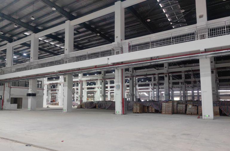 横沥镇模具城原房东厂房出租高度15米可分租带牛角位