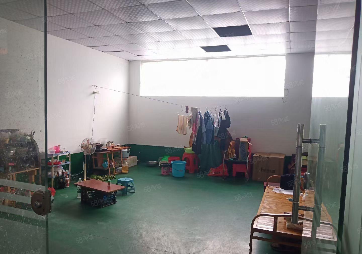 沙田350平方小面积厂房出租，现成装修，价格便宜，随时看房