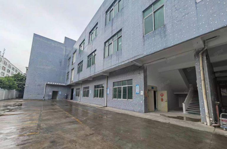 独门独院标准三层7000方厂房低价出租，配套办公宿舍电力充足