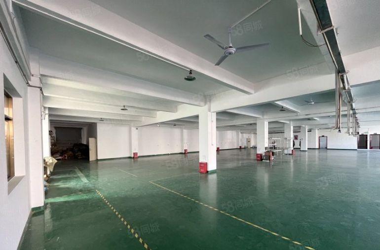 桥头新出原房东实际面积带豪华装修地坪漆办公室，带三吨电梯