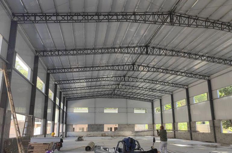 桥头原房东独院单一层出租形象好地段好。