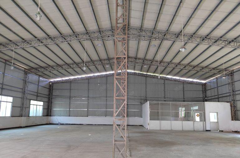 桥头镇禾坑村 主路边原房东单一层独院650平厂房出租滴水7米