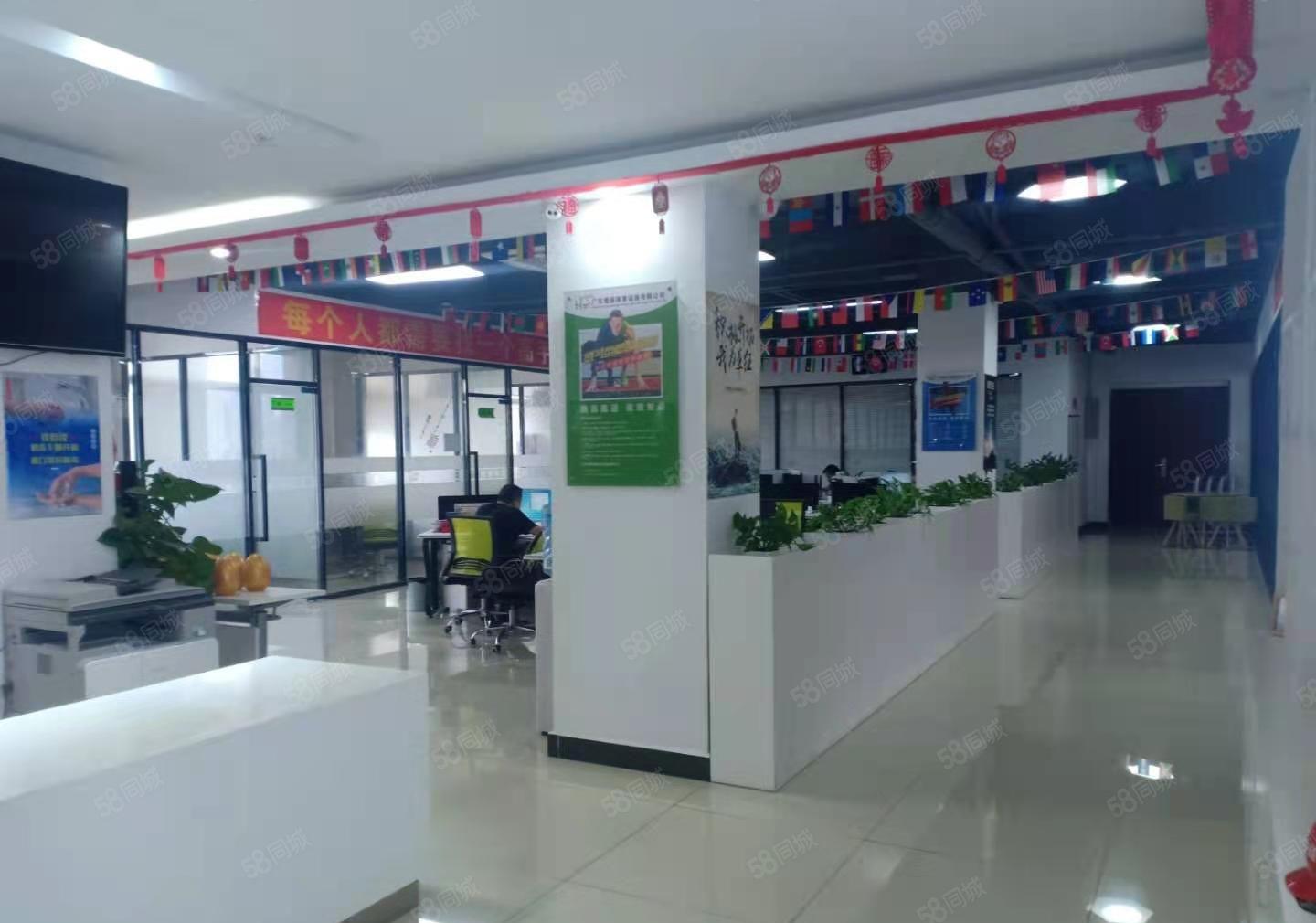 桥头镇新出工业区分租现成办公室800平方，精装修低价出租