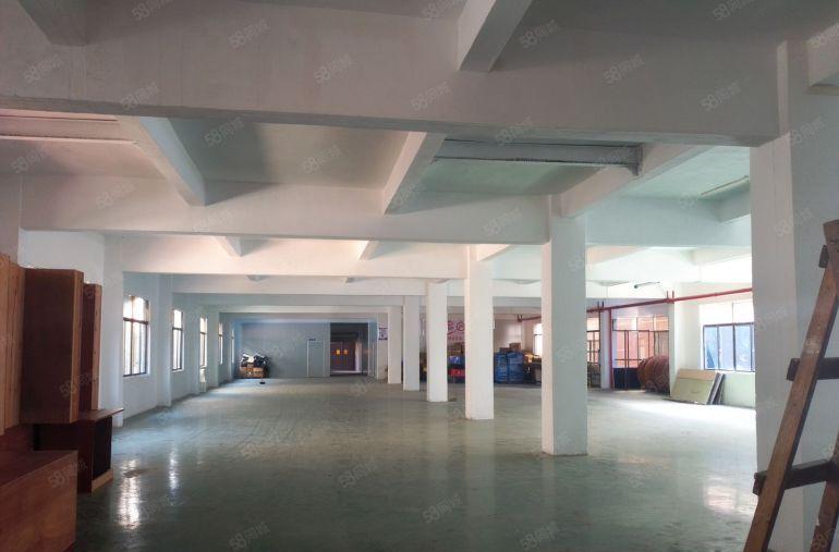 桥头镇原房东标准楼上厂房，带现成水电办公室，形象好进出货方便