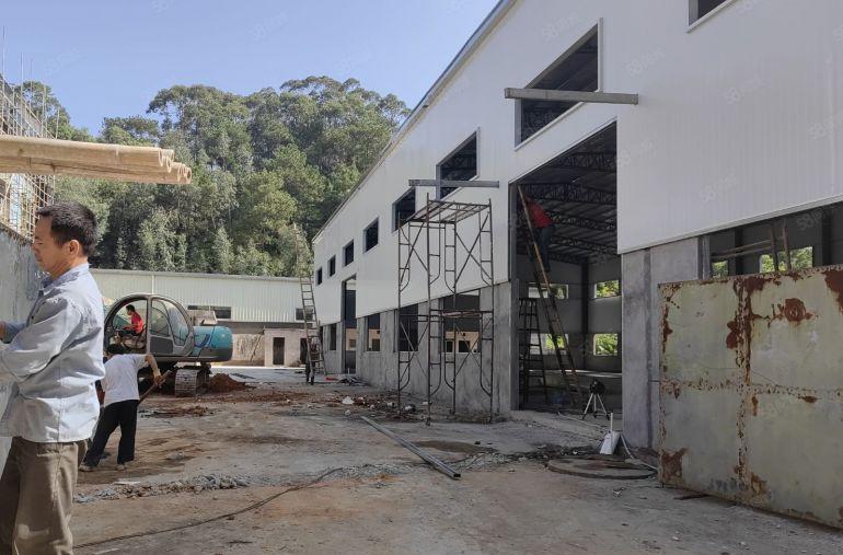 桥头原房东独院单一层出租形象好地段好。